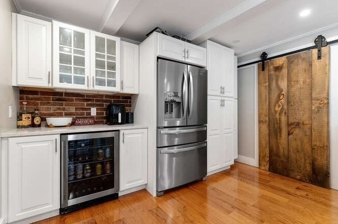 27 Pearl St, Amesbury MA  01913-3100 exterior