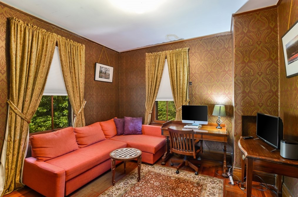 71 Hawthorn St, New Bedford MA  02740-3423 exterior