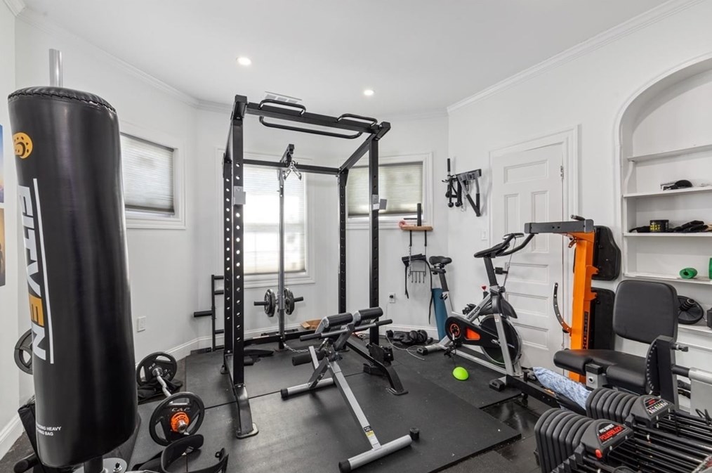 497 Prospect St, Methuen MA 01844-5126 exterior