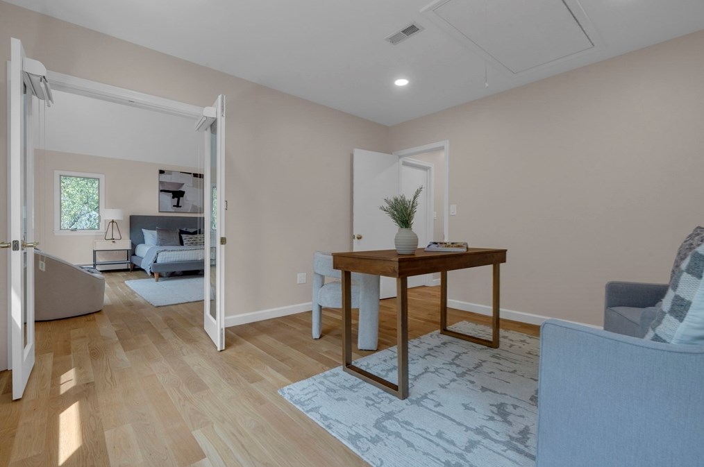 15 Marcellus Dr, Newton MA 02459-2934 exterior