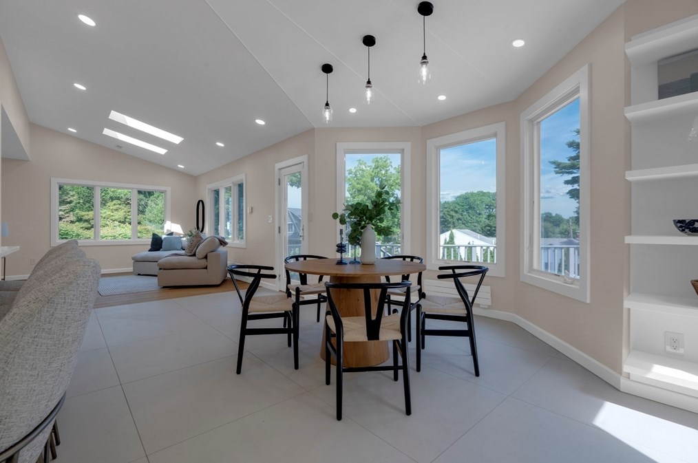 15 Marcellus Dr, Newton MA 02459-2934 exterior