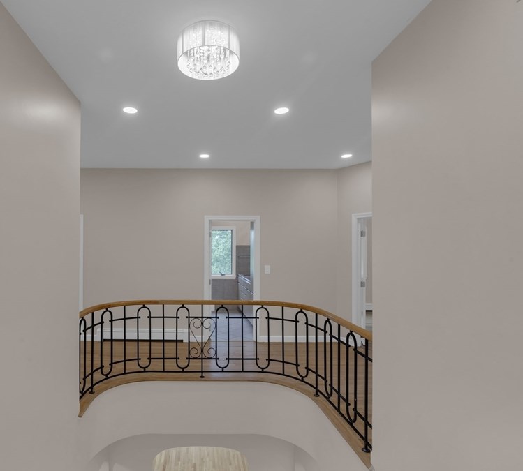 15 Marcellus Dr, Newton MA 02459-2934 exterior