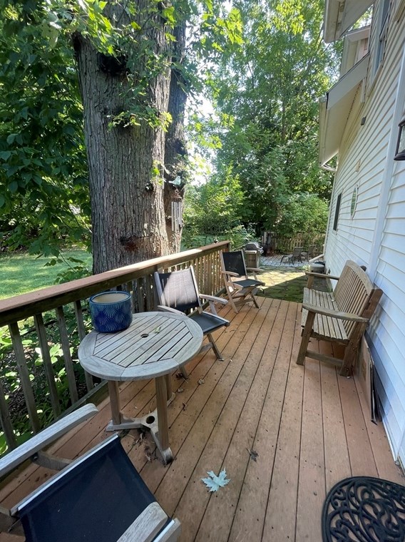 11 Holten St, Danvers MA 01923-1916 exterior