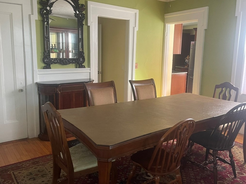 11 Holten St, Danvers MA 01923-1916 exterior