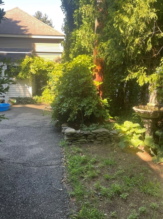 11 Holten St, Danvers MA 01923-1916 exterior