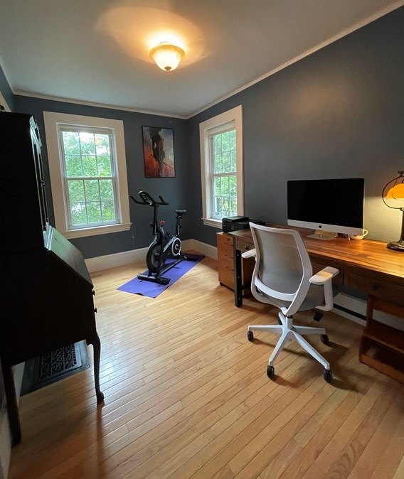 11 Holten St, Danvers MA 01923-1916 exterior