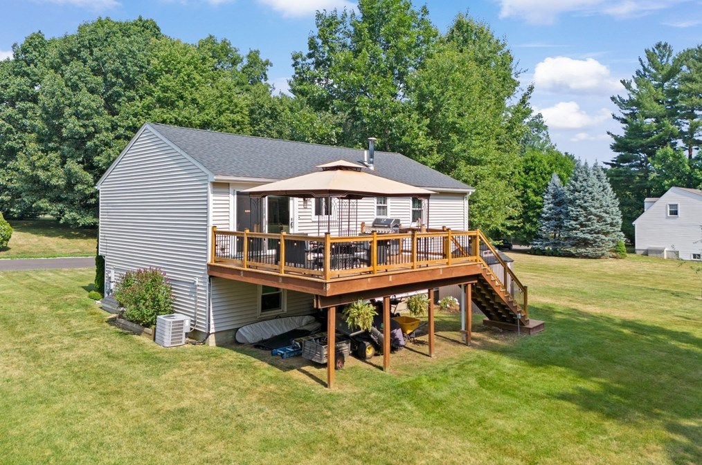 13 Indian Rock Rd, Haverhill MA  01832-1254 exterior