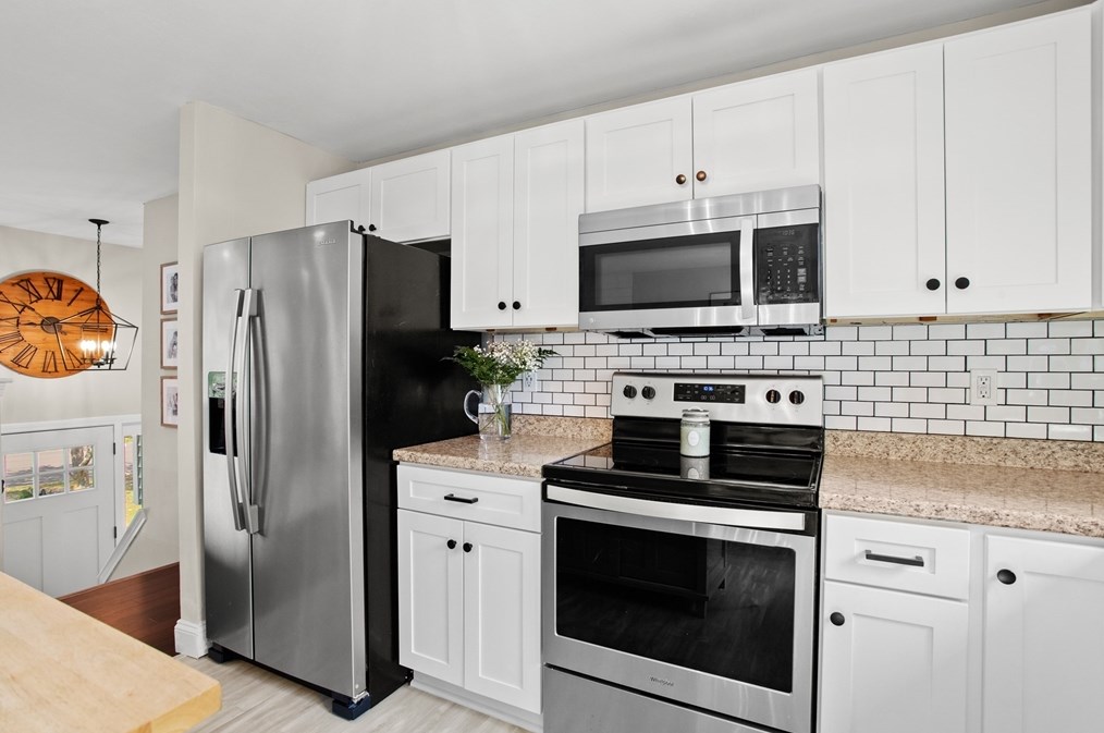 13 Indian Rock Rd, Haverhill MA  01832-1254 exterior