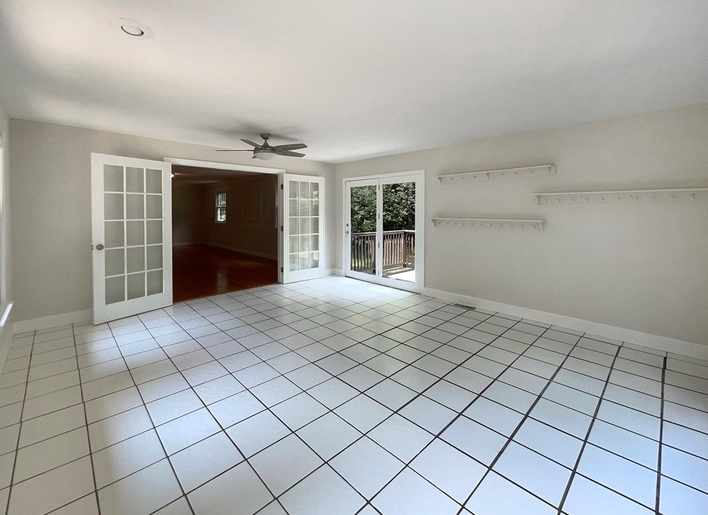 540 Broadway, Haverhill MA 01830-2400 exterior