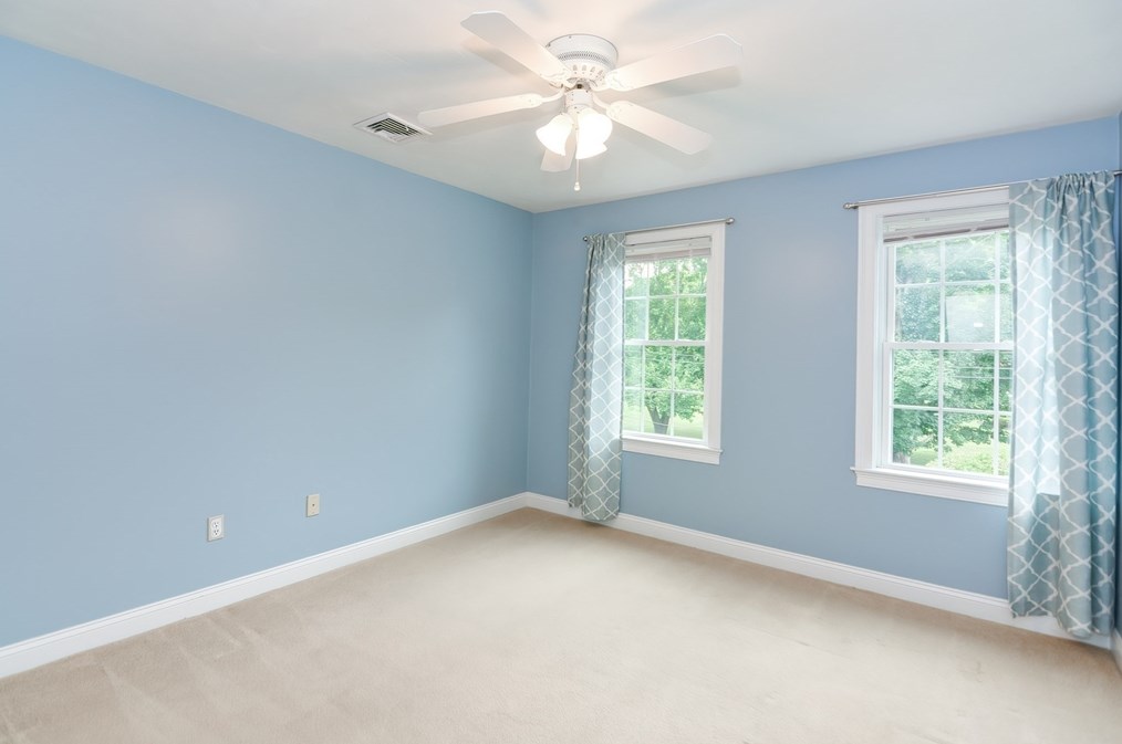 126 Pleasant St, Rehoboth MA  02769-1622 exterior