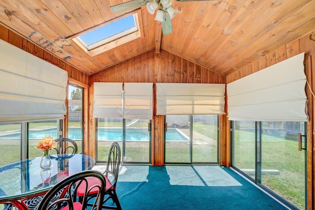 9 Muriel Ln, Milford MA  01757-1526 exterior