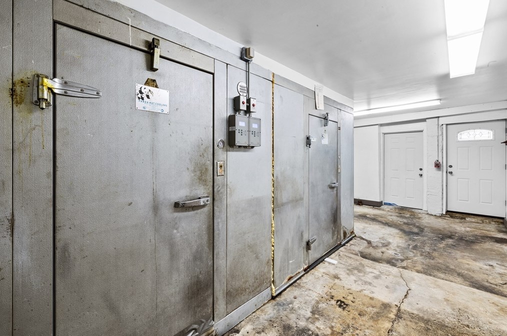 390 Main St, Fairhaven MA 02719-3485 exterior