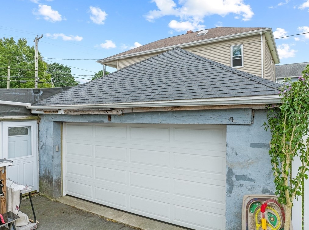 390 Main St, Fairhaven MA 02719-3485 exterior