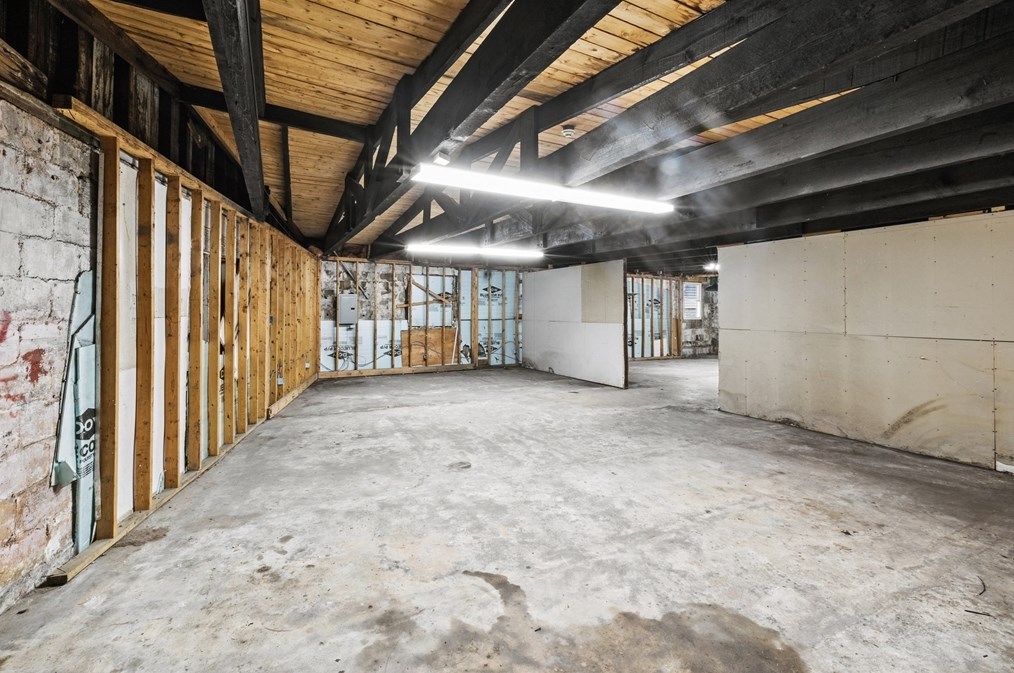 390 Main St, Fairhaven MA 02719-3485 exterior