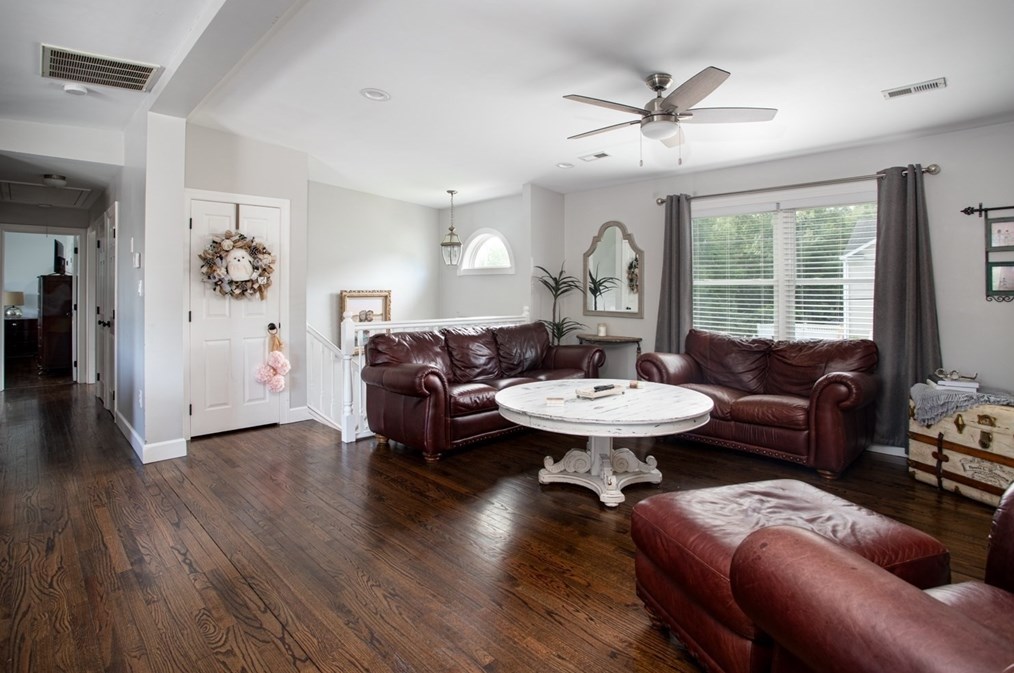 214 Lynwood St, Fall River MA  02721-2108 exterior