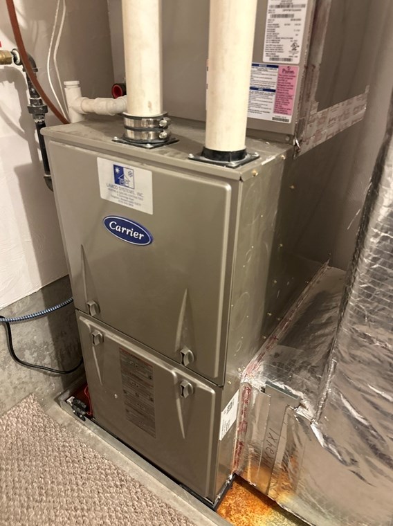 1975 Middlesex St, Lowell MA  01851-1055 exterior