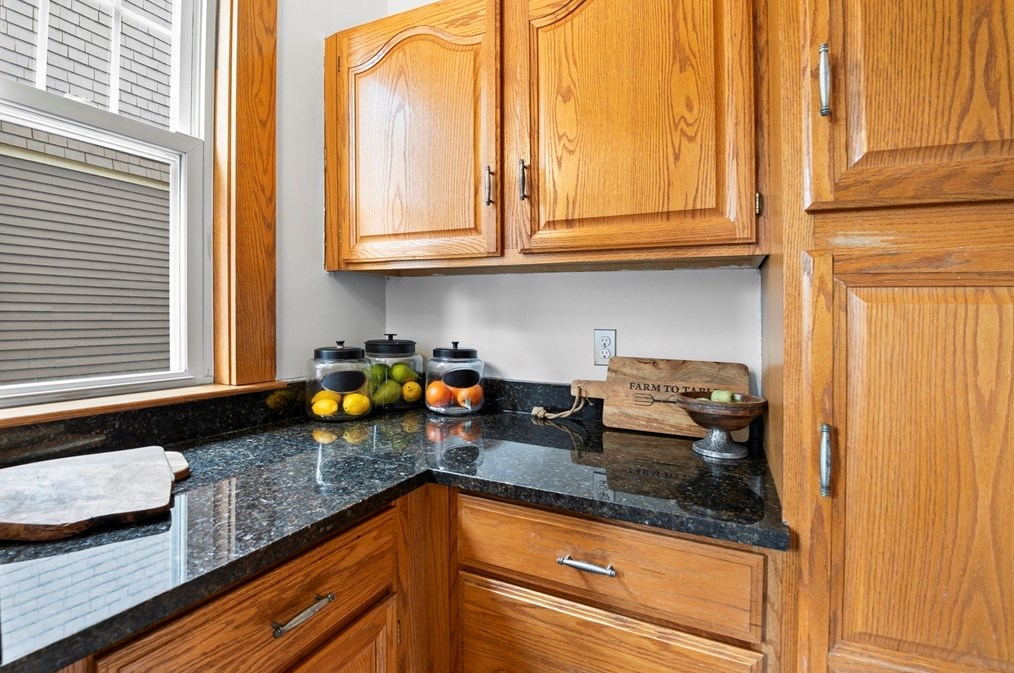 31 Whitman St, Somerville MA 02144-1616 exterior