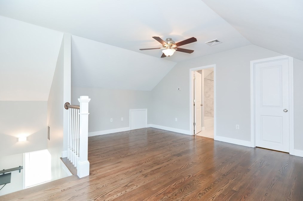 290 Warren St, Waltham MA 02453-7067 exterior