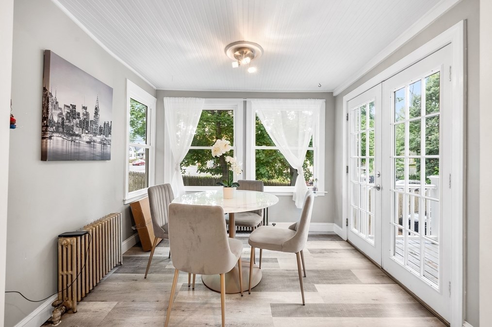 127 Lancaster St, Leominster MA 01453-4378 exterior