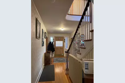 37 Harrison St, Taunton, MA 02780 - Photo 9