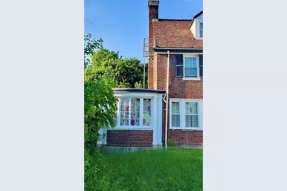 37 Harrison St, Taunton, MA 02780 - Photo 3