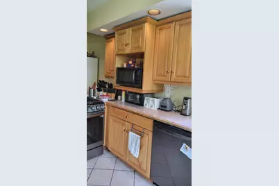 37 Harrison St, Taunton, MA 02780 - Photo 11
