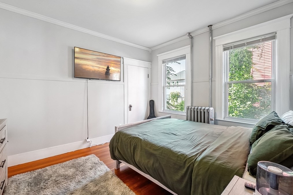 450 Broadway St, Chicopee MA 01020-2442 exterior