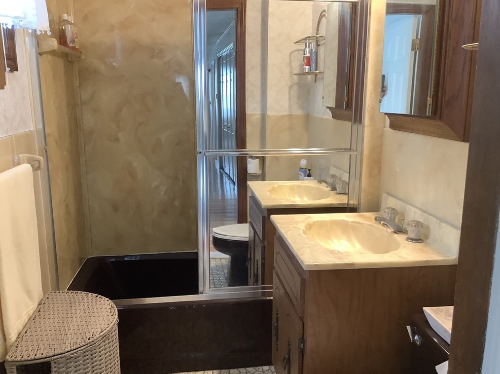 230 Webster St, Malden MA 02148-4426 exterior