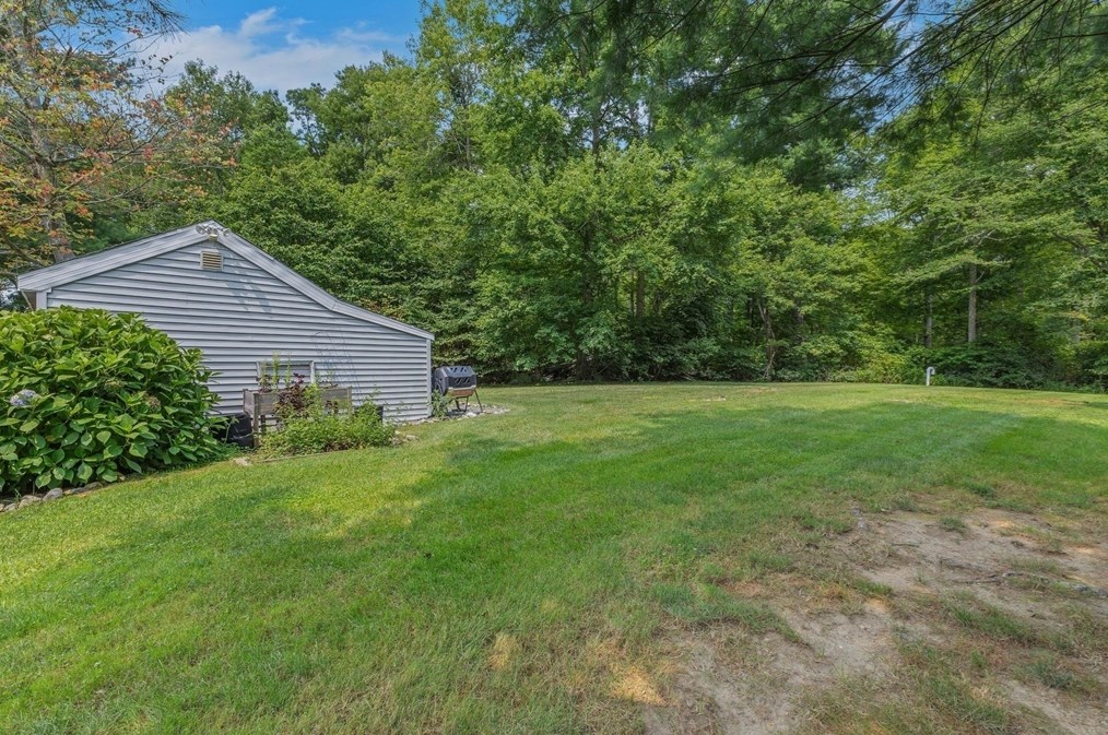 2308 County St, Taunton MA 02780-3509 exterior