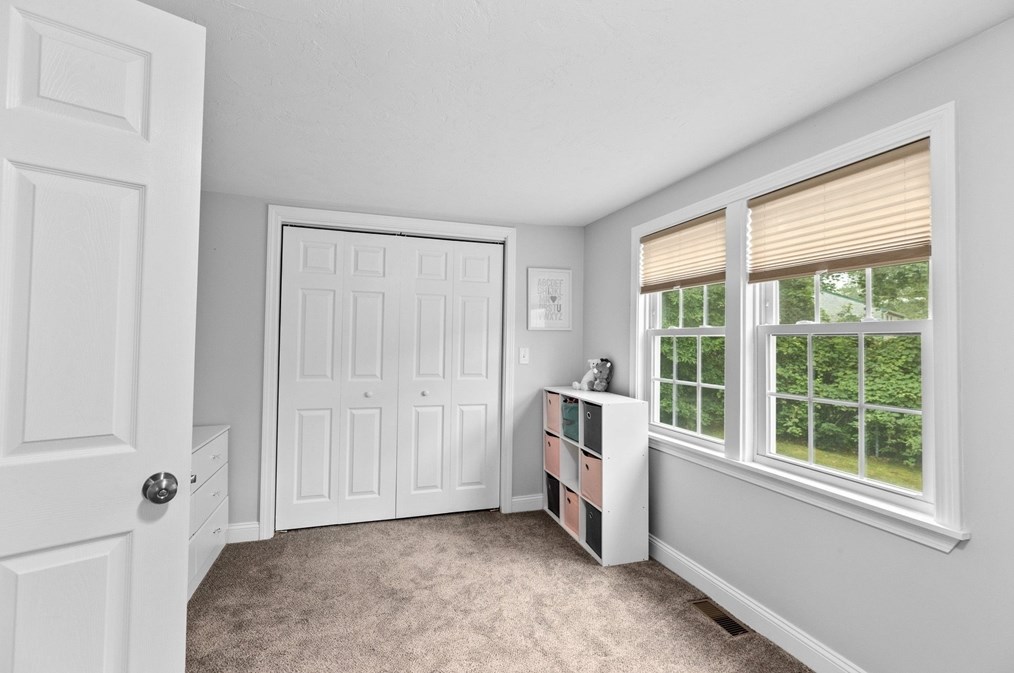 1714 State Rd, Plymouth MA  02360-7106 exterior