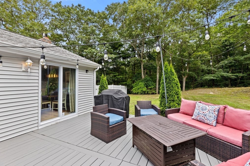 1714 State Rd, Plymouth MA  02360-7106 exterior