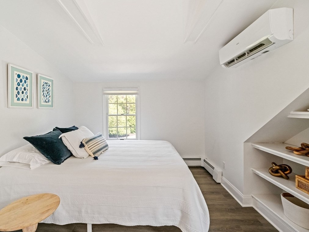 18 Brewster St, Dartmouth MA  02748-3507 exterior