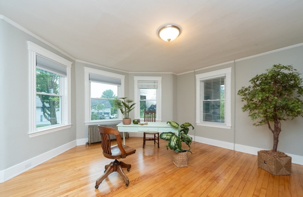 49 Brattle St, Worcester MA 01606-2551 exterior