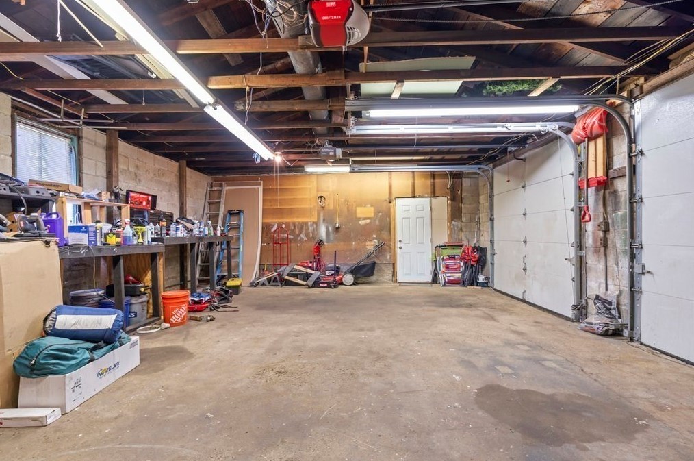 297 Sandwich St, Plymouth MA  02360-6503 exterior