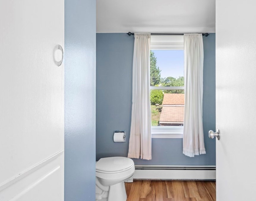 297 Sandwich St, Plymouth MA  02360-6503 exterior