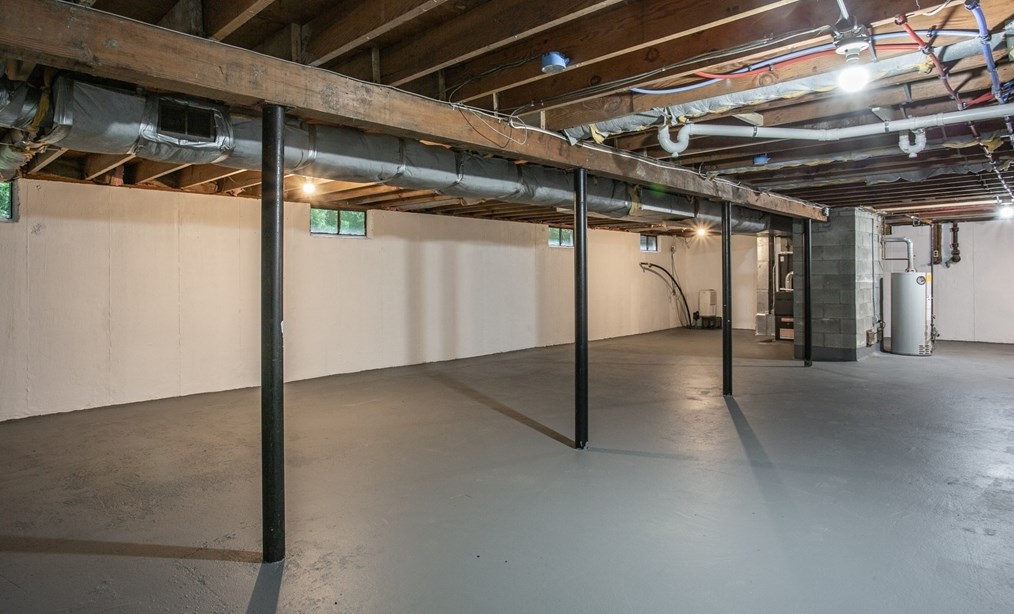 128 Slocum Rd, Dartmouth MA  02747-3900 exterior