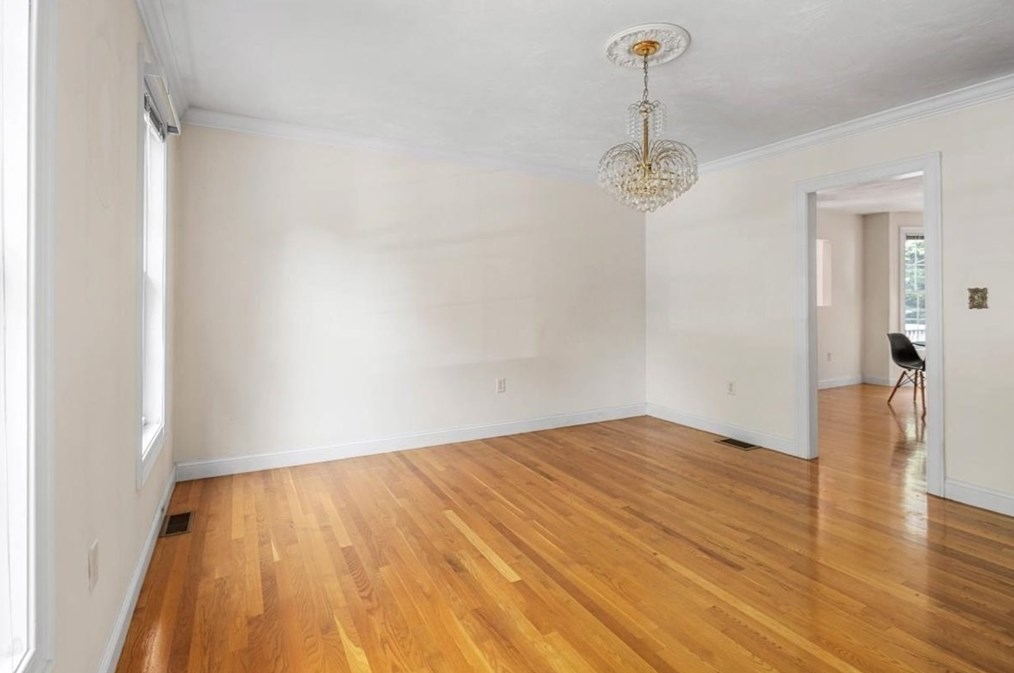 416 Pond St, Weymouth MA 02190-1248 exterior