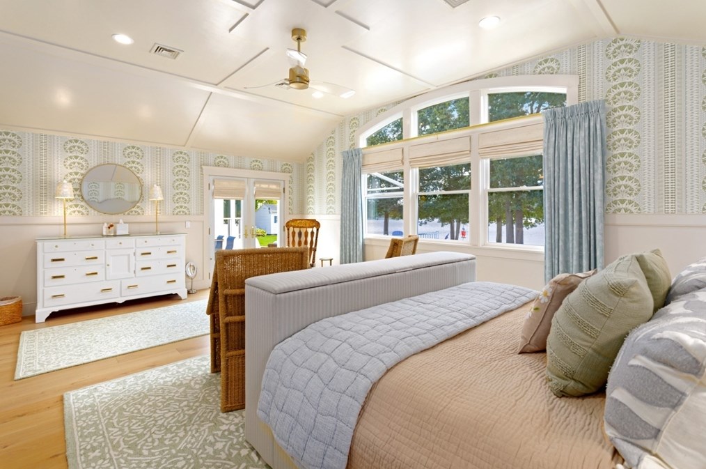 116 Locksley Rd, Lynnfield MA 01940-1414 exterior