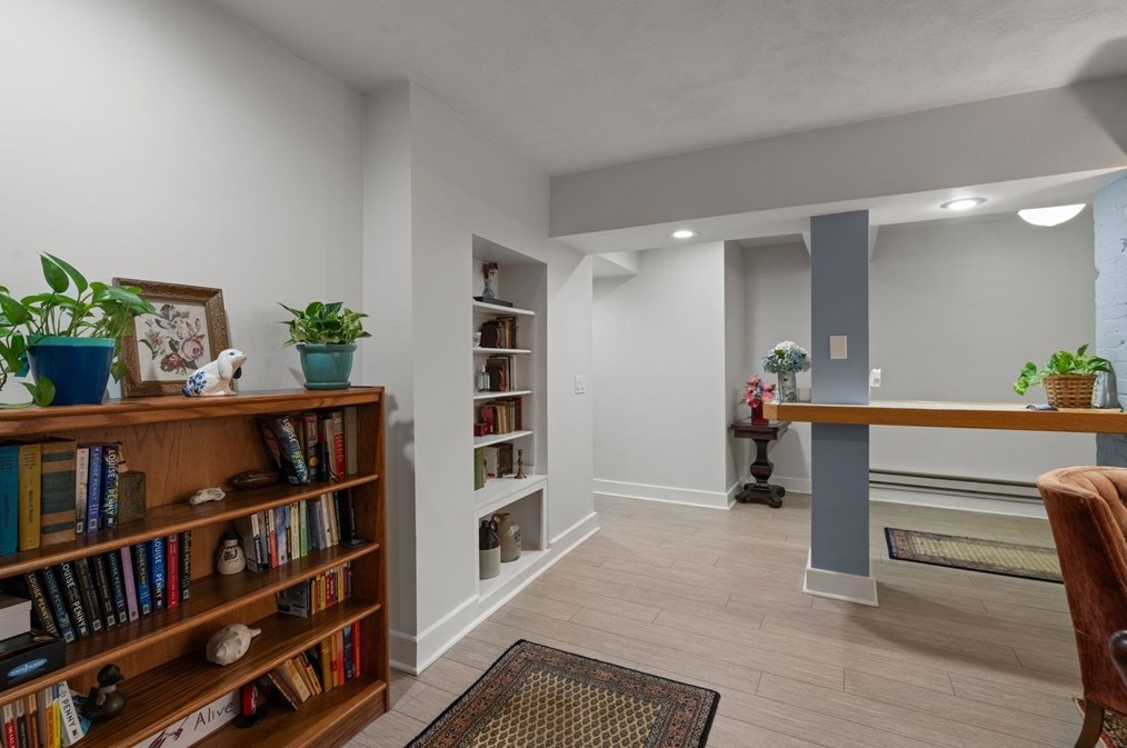 22 James St, Brookline MA  02446-3784 exterior