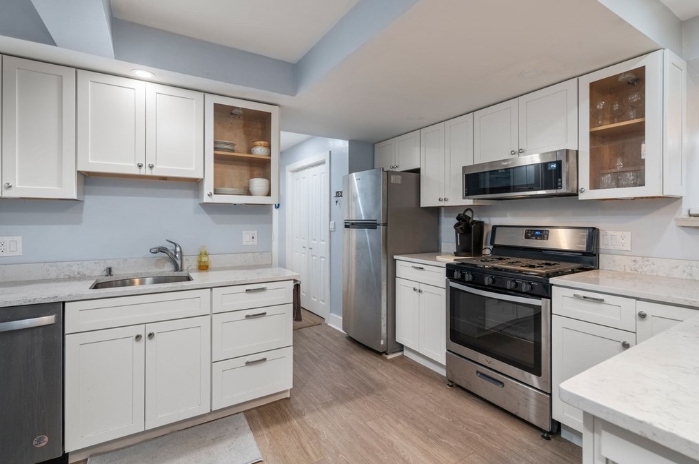 22 James St, Brookline MA  02446-3784 exterior