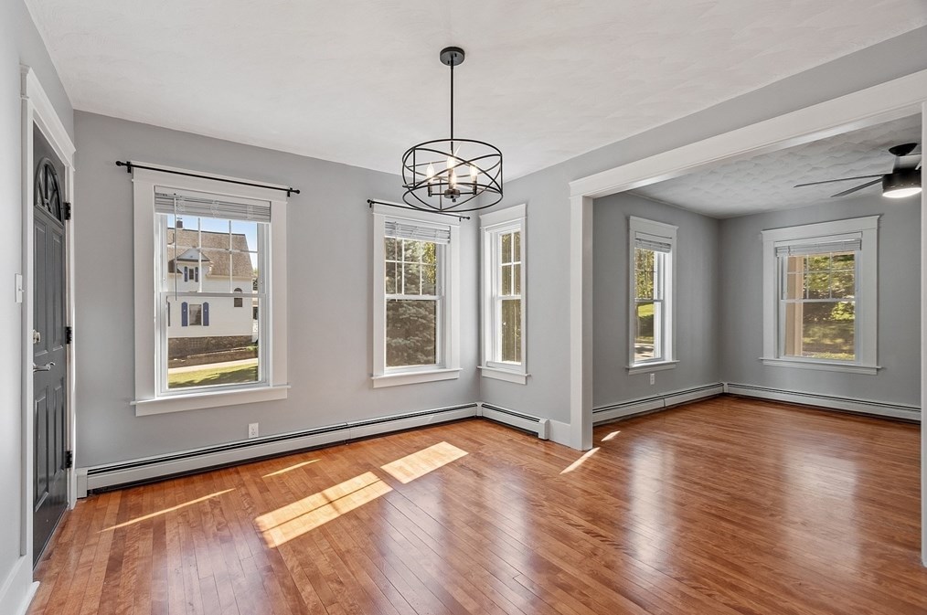 172 Olean St, Worcester MA  01602-4143 exterior