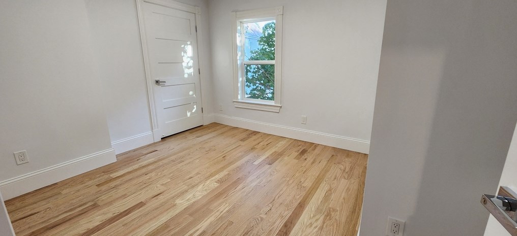 40 Tower St, Somerville MA  02143-1427 exterior