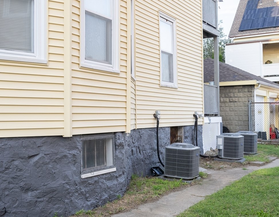 21 Clark St, Malden MA  02148-2803 exterior