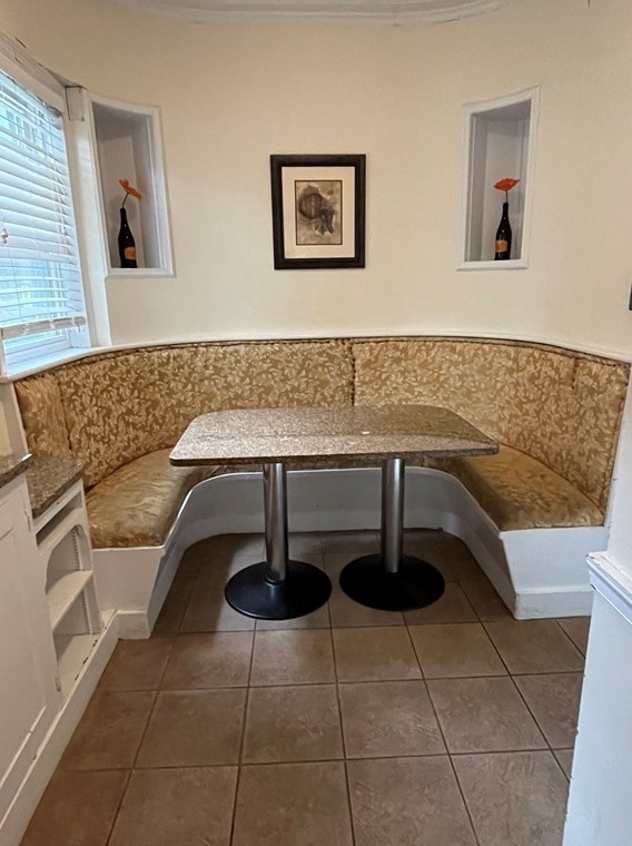 36 Institute Rd, Worcester MA  01609-2740 exterior