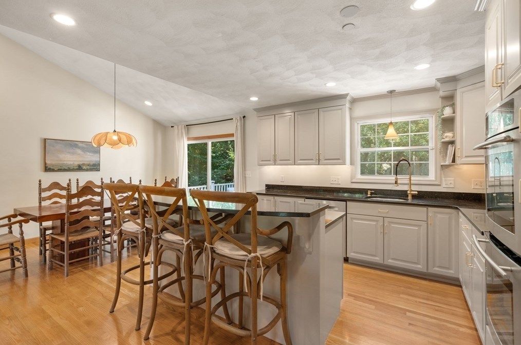 142 Gln St, Malden MA 02148-2415 exterior