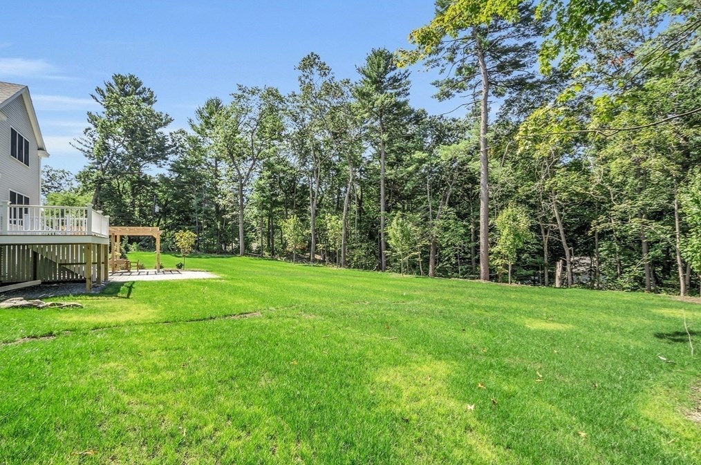 85 Alcott Rd, Concord MA  01742-2605 exterior