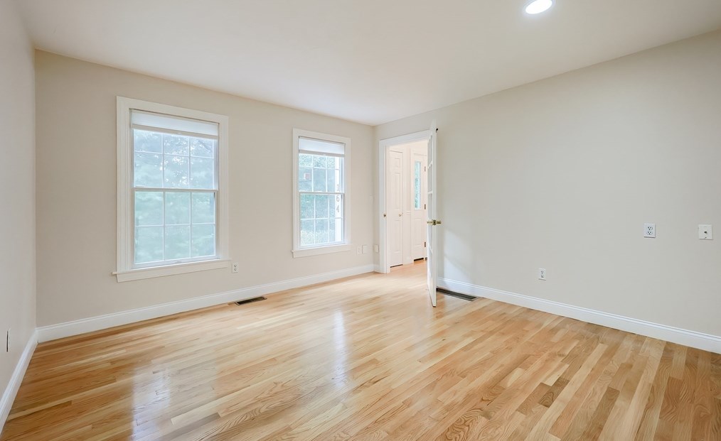 164 Seekonk St, Norfolk MA 02056-1172 exterior