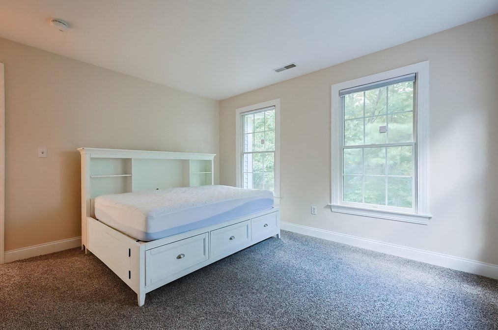 164 Seekonk St, Norfolk MA 02056-1172 exterior