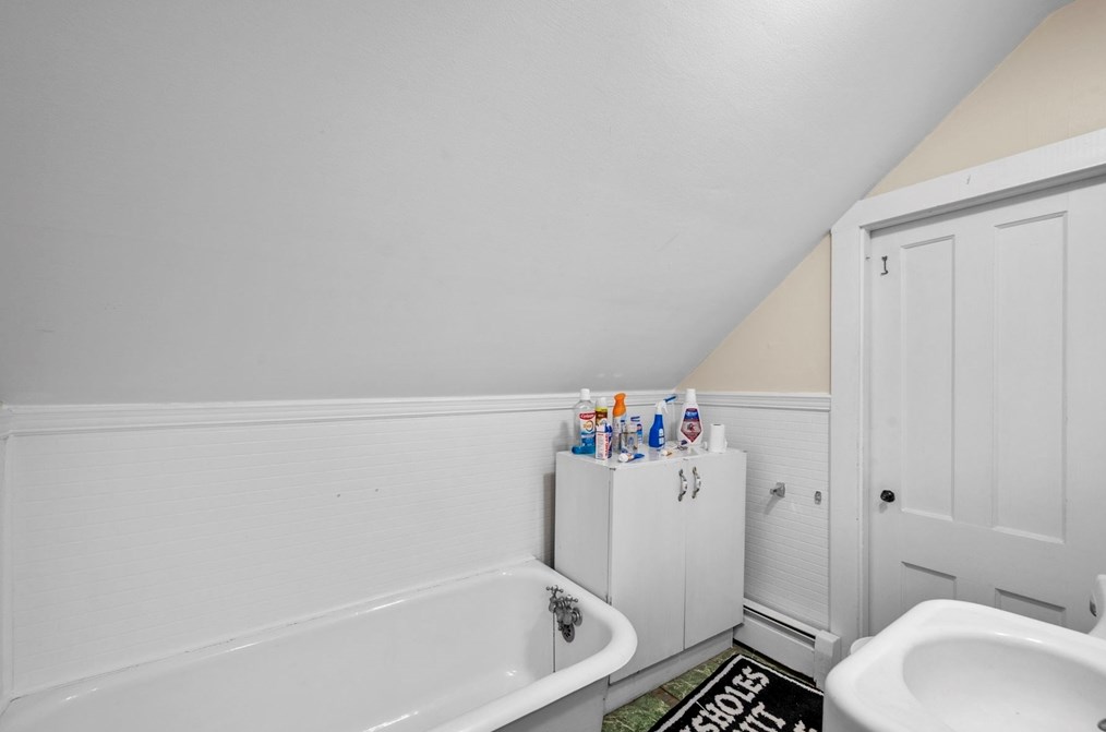 23 Arbella St, Salem MA 01970-3913 exterior