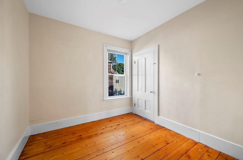 23 Arbella St, Salem MA 01970-3913 exterior